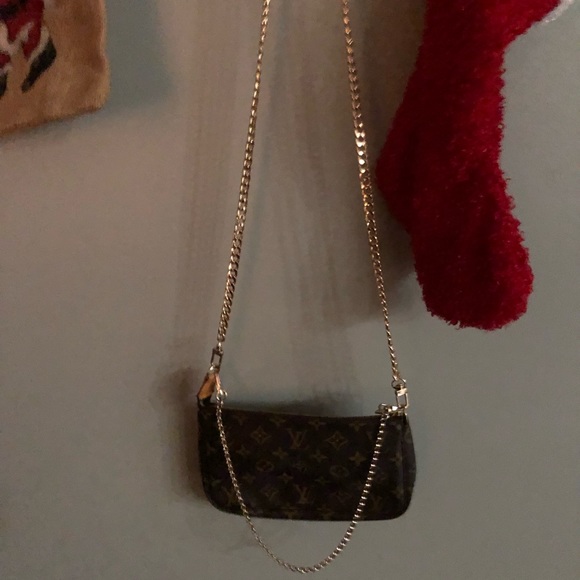 Louis Vuitton Mini Pochette Monogram Clutch - Picture 2 of 14